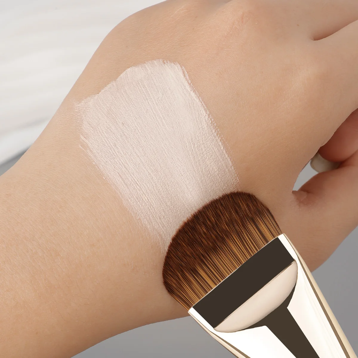 1PCS Ultra Thin Foundation Brush Synthetic Bristles Precision Application for Liquid Cream Streak-free All Skin Types Tools 6