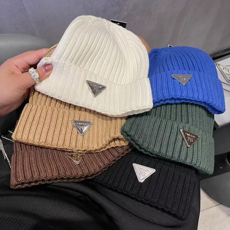 

Fashionable Knitting Pullover Hat for Men and Women, Warm Wool Hat in Winter, European and American Hip-hop Beanie Hat MX0166