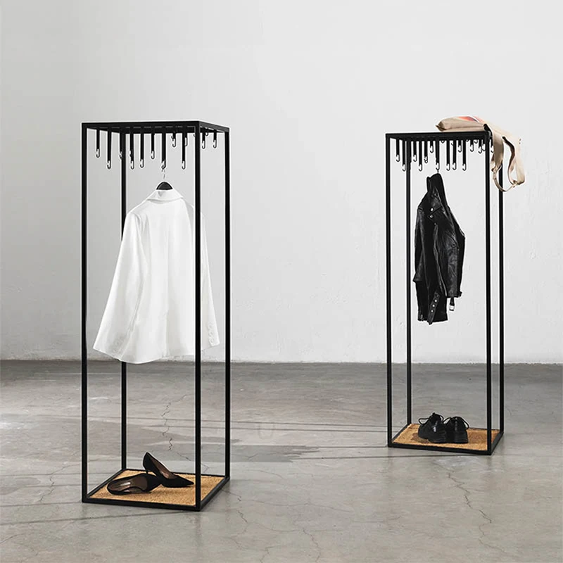 

Boutique Balcony Hanger Stand Portable Coat Rack Minimalist Place Savingcoat Coat Rack Floor Standing Metal Percheros Furniture