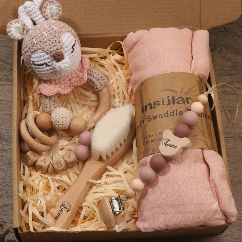 Personalized Customized Name Baby Wooden Crochet Rattle Brushs Bracelet Cotton Blanket Newborn Set Gifts Box Baby Shower Gift