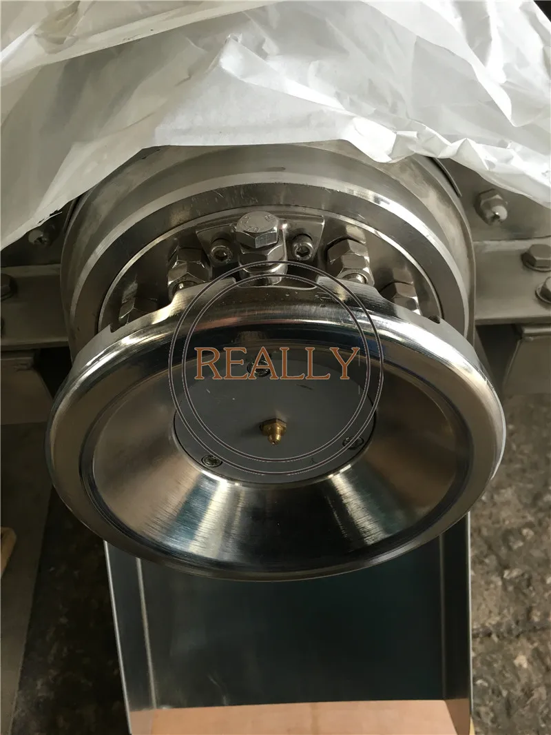 Commercial Apple Spiral Crusher Juicer Extractor Fruits Production Line Processing Machine with Wheels Cold Press for Orange 3