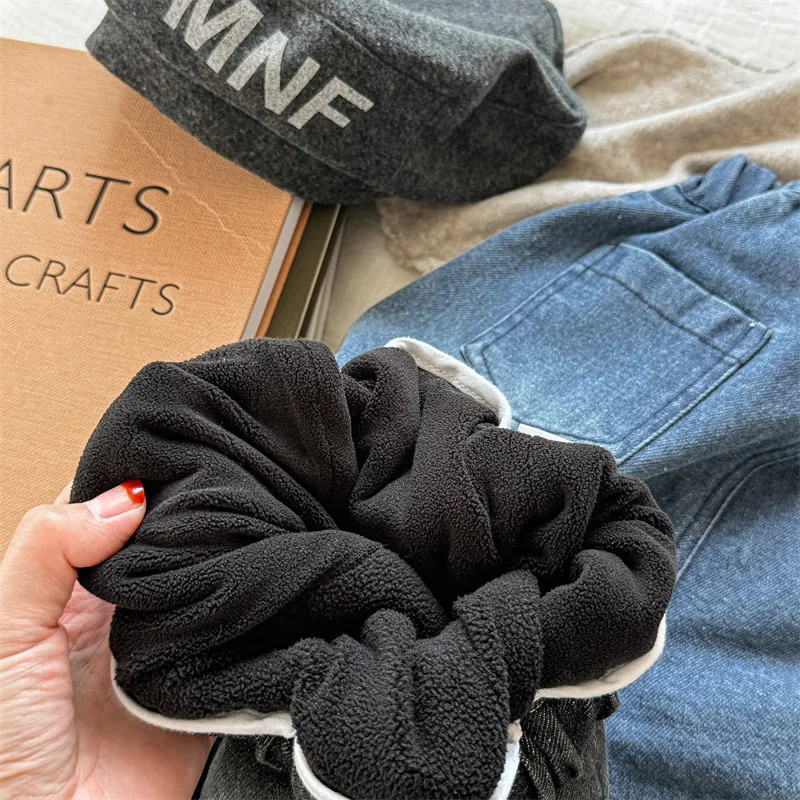2025 Winter New Children Plus Velvet Thick Jeans Letter Print Girls Trousers Baby Boy Fleece Denim Pants Kids Warm Pants 4 2025 Winter New Children Plus Velvet Thick Jeans Letter Print Girls Trousers Baby Boy Fleece Denim Pants Kids Warm Pants - Image 4