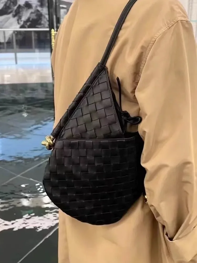 

Real Leather Woven Women Shoulder Bag Fashion Basket Underarm Purses And Handbags Handmade Knitted Quality Totes