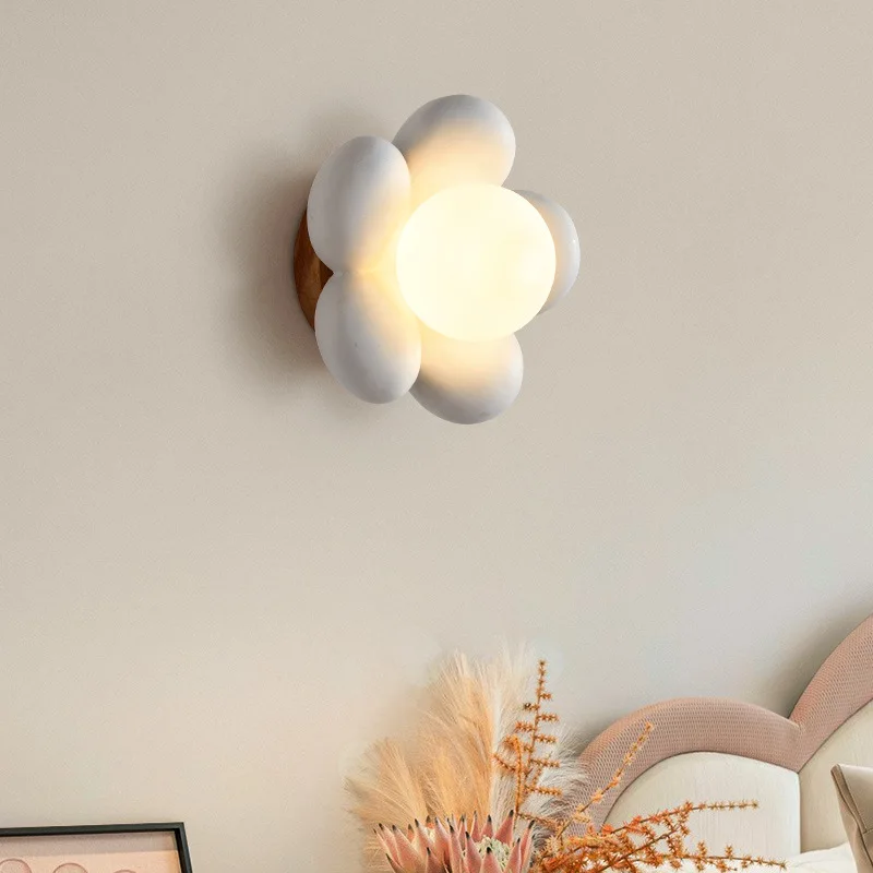 Kid's Room LED Wall Lamp Modern Resin Body Flower Style Bedroom Living Room Restaruant Decor Lighting Ceiling Home Wall Lights