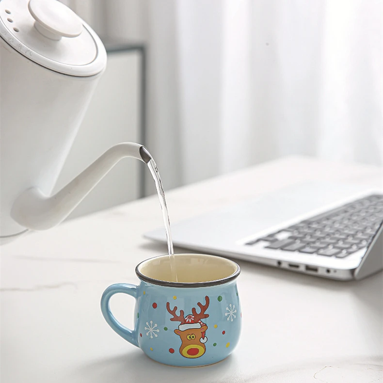 New 4/1PC Kawaii Christmas Mugs Ceramic Cups Santa Claus Elk Figurines Creative Gift For Office Home Milk Coffee Tea Cup Couples