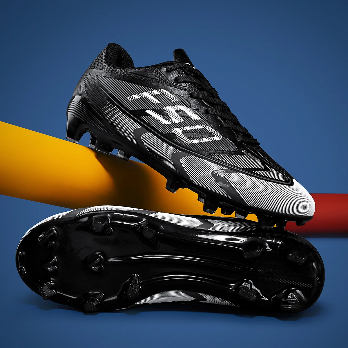 Low‑Cut Football Cleats 2