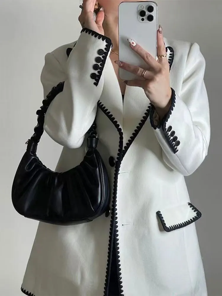 

Lapel Long Sleeved Single Breasted Women's Jacket Casual Loose Female Outwear Autumn Winter Chic Lady Office Commuter Coat