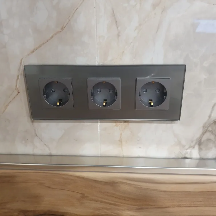 Bingoelec Glass Switches, Interruptor de luz e