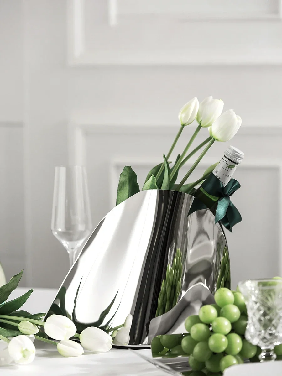 Nordic Luxury Stainless steel Ice Bucket Designer Vase Premium Champagne Bucket for Bar Home Decoration Restaurant Party ice bucket