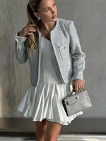 المرأة الأنيقة تنورة صغيرة بيضاء الكشكشة ، ارتفاع الخصر ، مثير ، لطيف ، مطوي ، تنورة قصيرة ، سيدة ، حزب ، رياضة ، ملابس الشارع ، الصيف 1