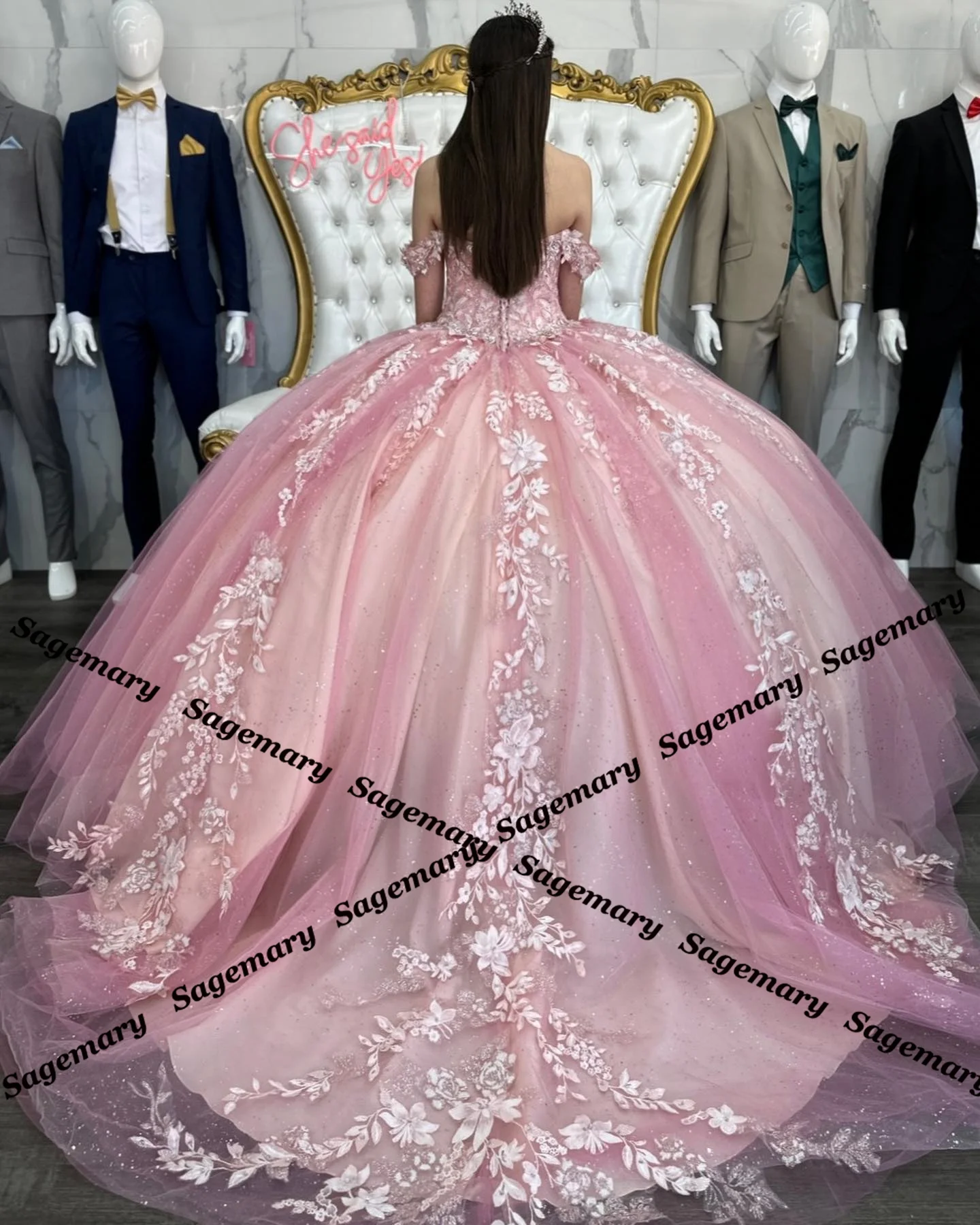 Sagemary Princess Ball Gown Quinceanera Dresses for Teens Sweetheart Off the Shoulder Sweep Train Lace Appliques Customised