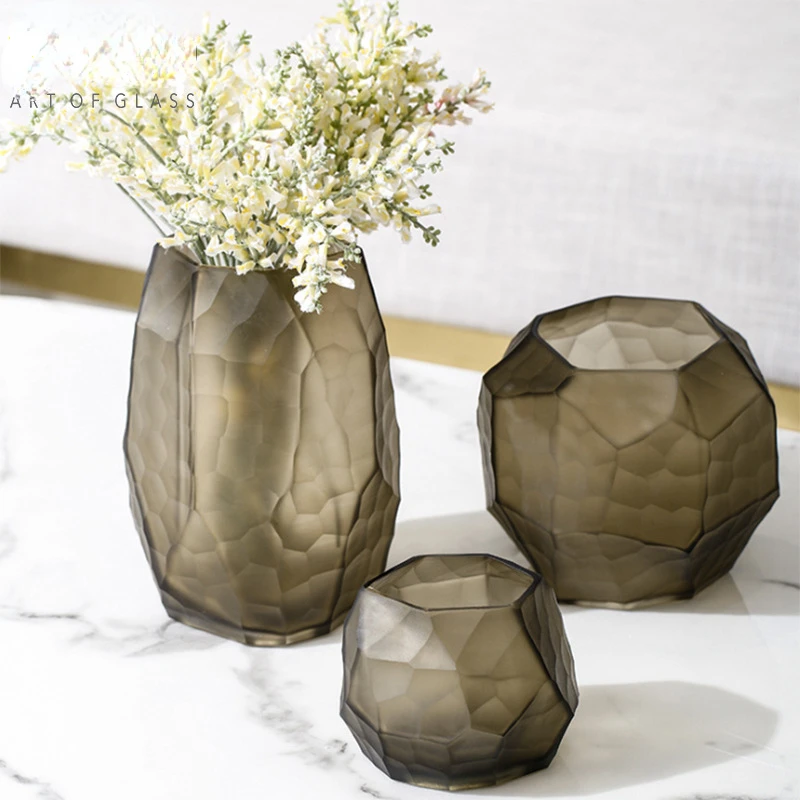 

Hand Polished Carved Glass Vases Contemporary Table Flowers Wedding Decorations Furnishings Design Vases Home Decor