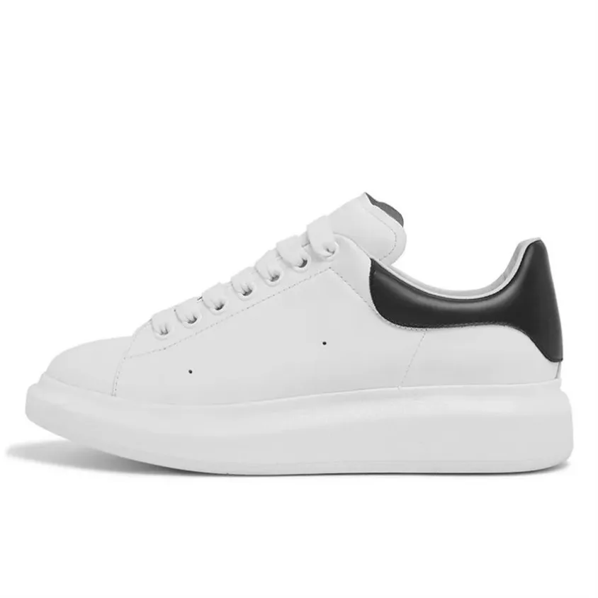 Designers Sports Skateboarding Shoes Men White Black Leather Suede Velvet Mens Lace Up Platform Outdoor Women Casual Sneakers