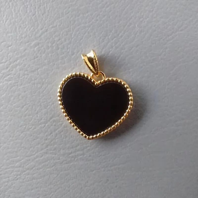 15mm Black Pendant