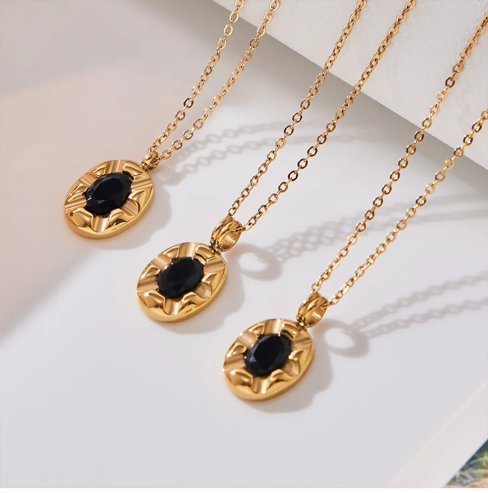 Edelstahl 18K Vergoldete Kette Halskette Für Frauen Mit Schwarzem Zirkon Oval Anhänger Halskette Femme Exquisite Schmuck Geschenk S960Ebb70499B48A8A0066266Bd2E035Dn