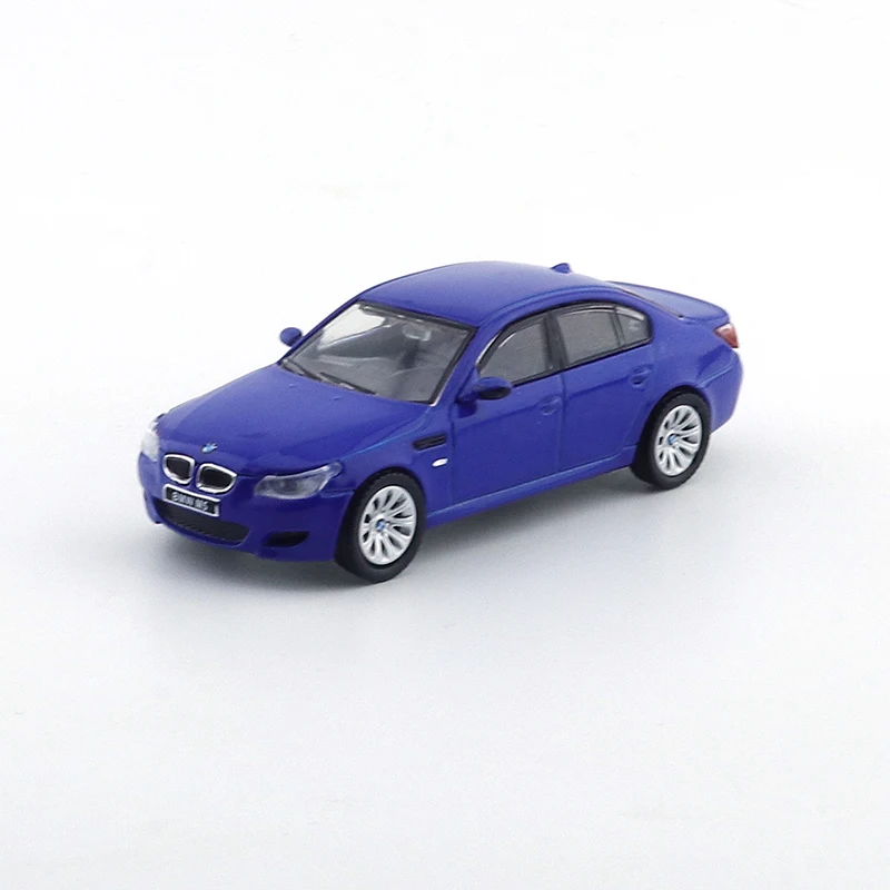 DCT 1/64 BMV M5  Diecast Automotive Model Ornaments Cas Toys Gift Decorations 3