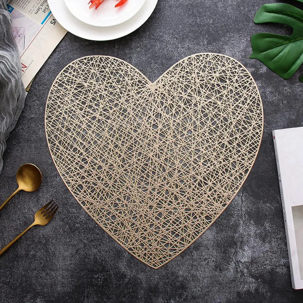 Heat-resistant prostírání elegantní květinová heart-shaped horko odolné prostírání pro domácí jídelní svatební dekorace anti-scalding