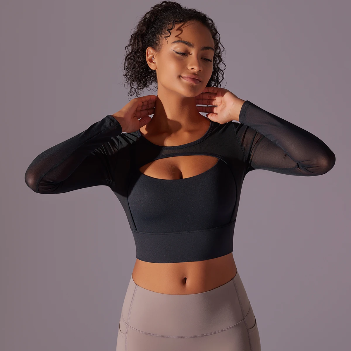 Quick Dry Gym Clothes Women's Mesh Yoga Shirt Sexy Short Sleeve Running Sweatshirt With Chest Pads Running Fitness Femal