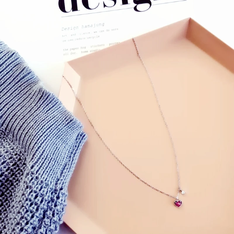 Clavicle Chain Short Girl Heart Retro Red Gift Silver Color Necklace For Women Fashion Jewelry Party Birthday Gift SNE071