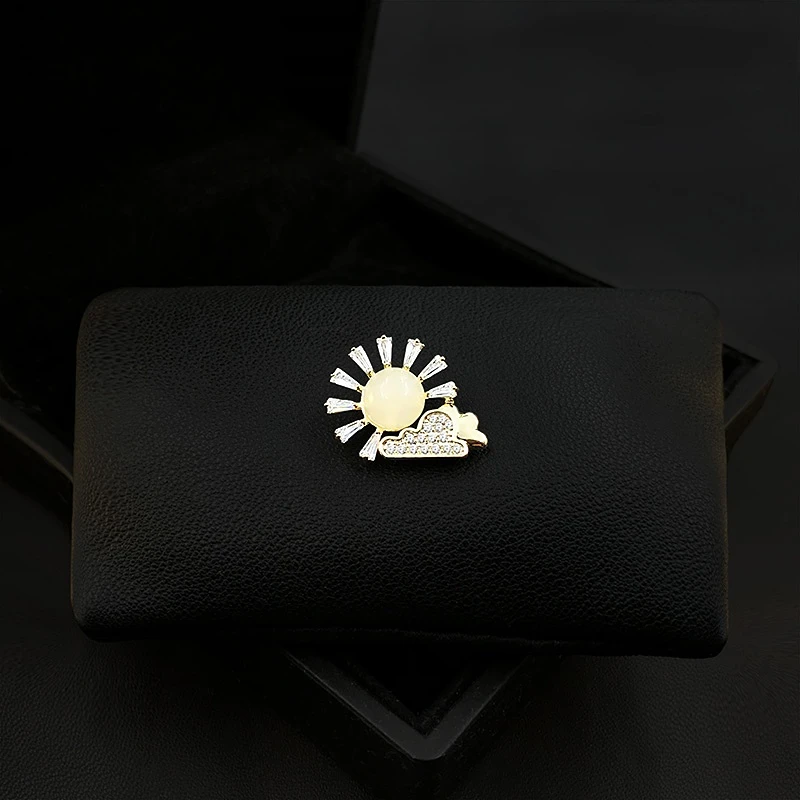 

Cute Japanese Style Cloudy to Sunny Brooch Suit Accessories Elegant Pin Fixed Clothes Anti-Exposure Buckle Collar Pins Jewelry