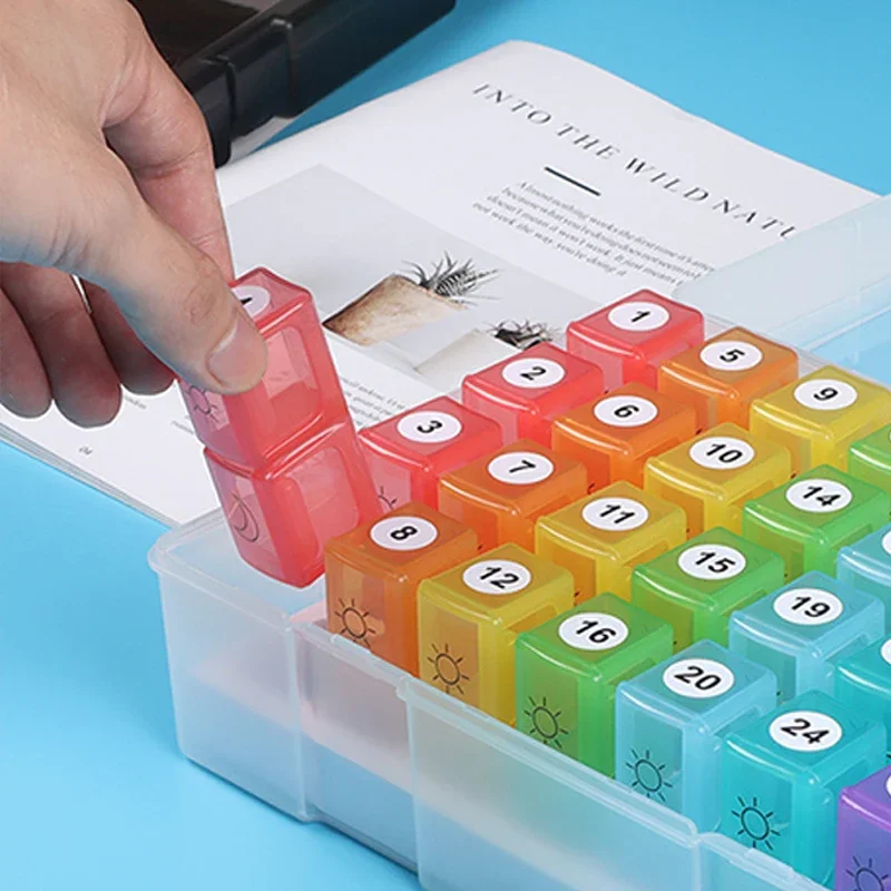 Monthly Pill Cases Travel Dispen Storage Container Colorful Drug Dispenser Packing Container 32 Slot Pill Box Organizer 31 Days
