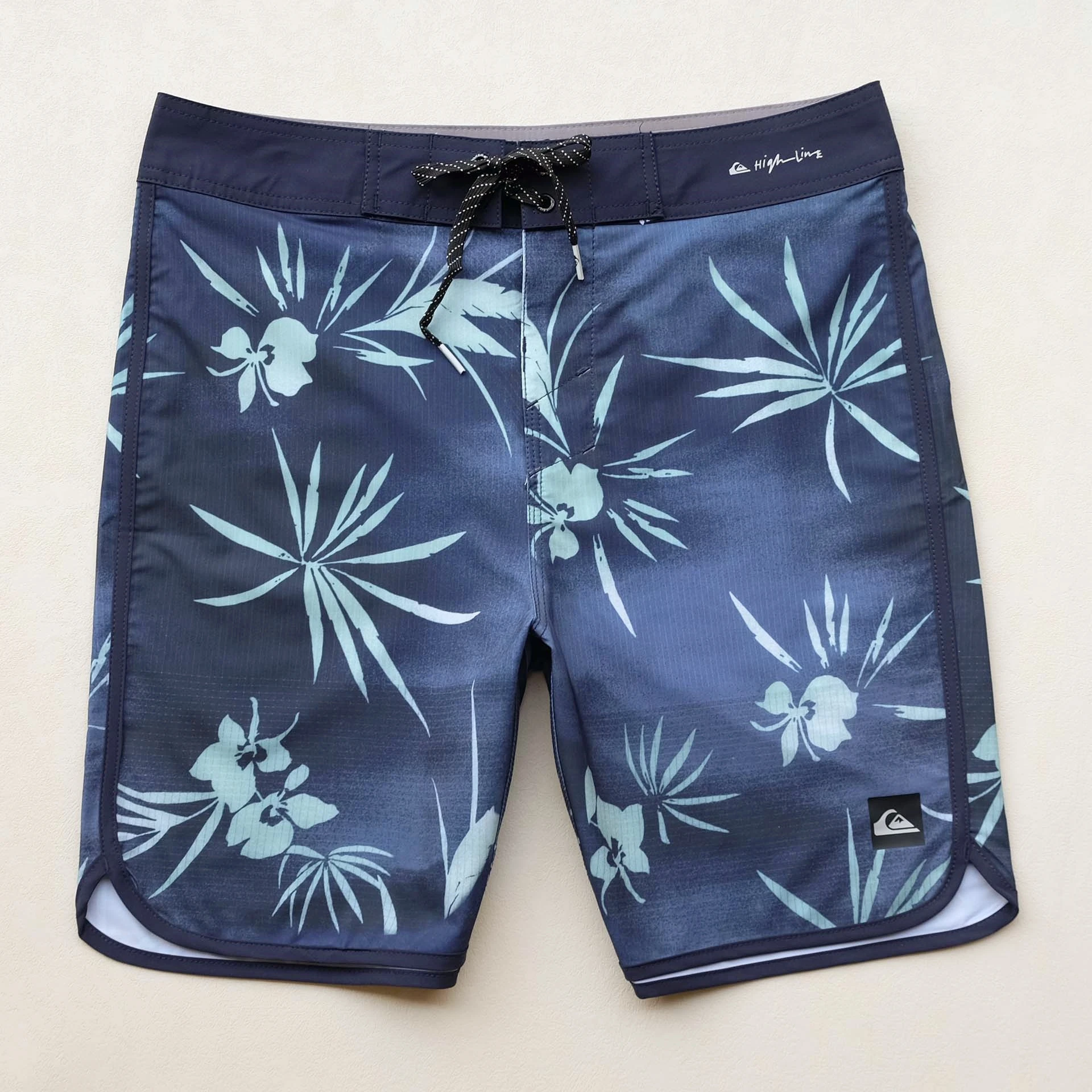 Mens Bermuda Trunks Quicksilver Summer New Swimwear  Seaside Swim Board Shorts Beach Running Shorts Surfing Sports Pants For Men