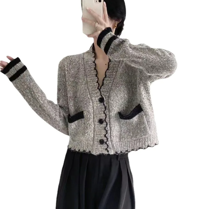 Women Autumn V Neck Long Sleeve Cropped Sweater