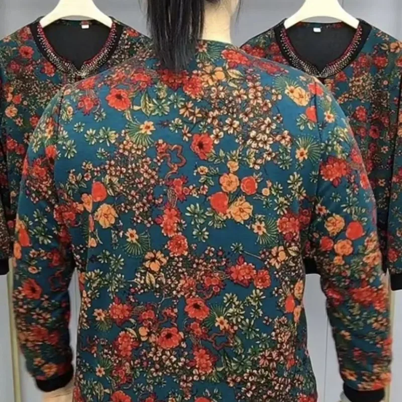 Autumn and Winter Women's Pullover V-neck Patchwork Printing Pockets Rhinestone Fitting Fashion Casual Elegant Long Sleeve Tops