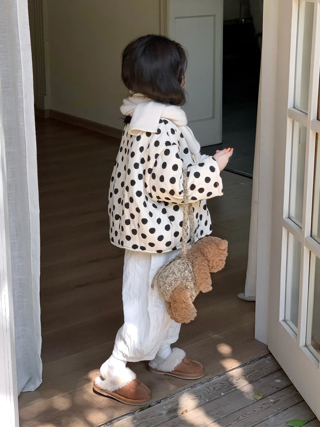 여아용 한국 스타일 두꺼운 면 재킷 봄 신상품 물방울 무늬 브레드 스타일 따뜻한 아우터웨어 베이지 색상