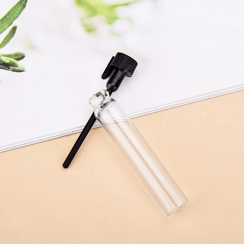 투명한 다크 브라운 반투명 유리 드롭 스틱 병, 향수 에센셜 오일 샘플 테스트 튜브, 1ml, 2ml, 로트 당 100 개