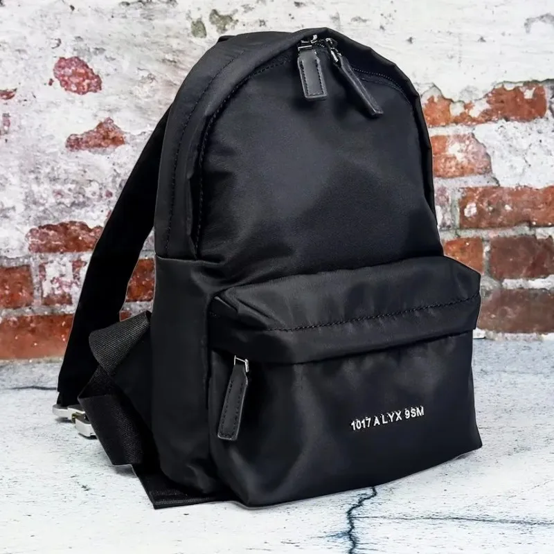 バッグ 1017 ALYX 9SM 1017 ALYX 9SM Brie Leather Tote Bag | Black | FARFETCH CA