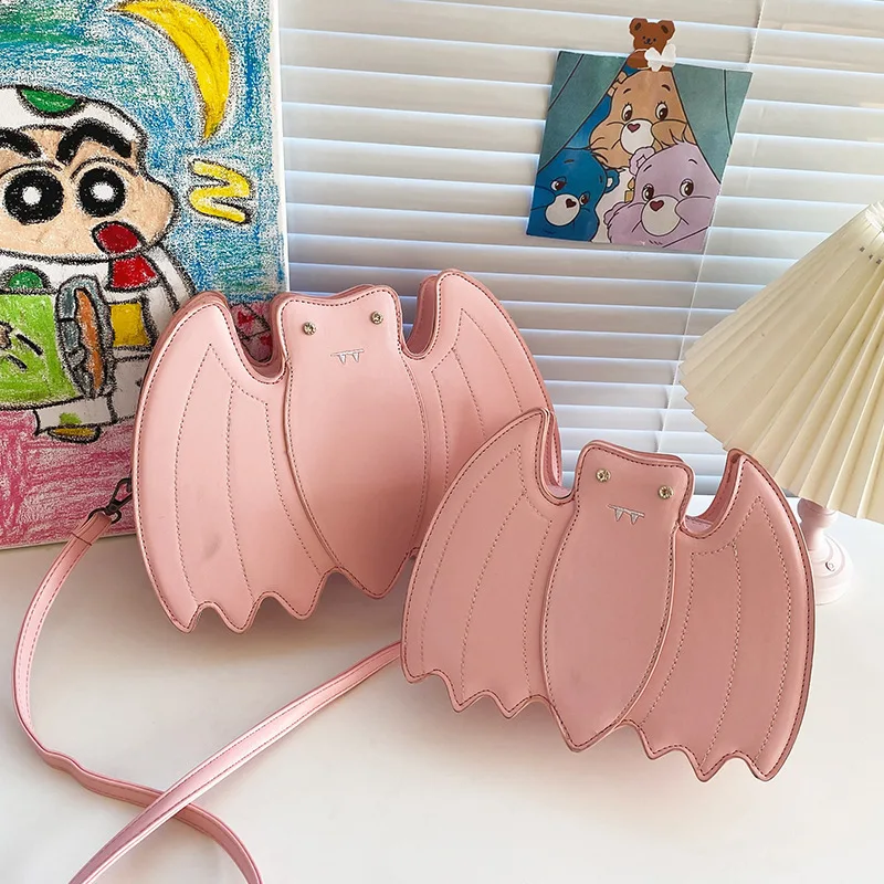 Foreign trade new European and American fashion dark punk style creative spoof funny bat animal pu crossbody bag