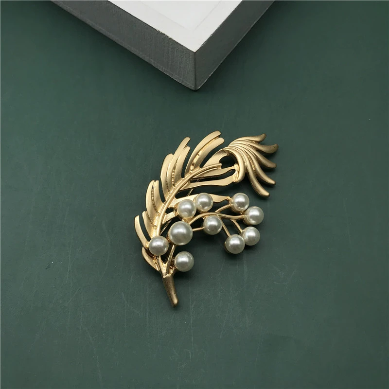 JKQBUX Baroque Style Vintage Eagle Brooch Pin - Unisex Corsage Badge For Clothing - View #4