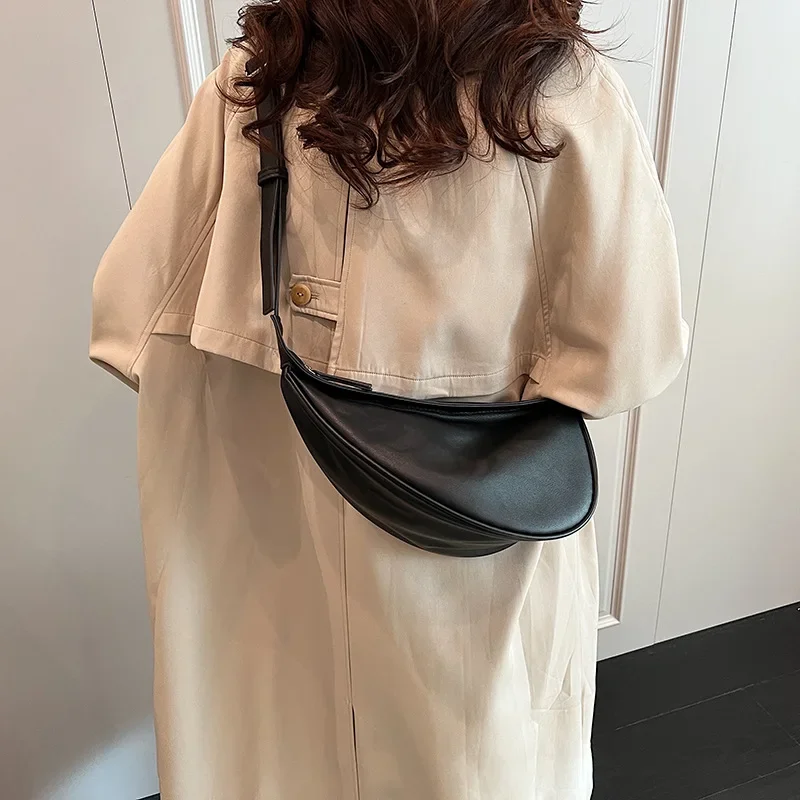 Sewing Thread Shoulder Bags Zipper Women's Bags 2026 Hot Sale PU High Capacity Handbag Solid Saddle Splicing Bolsas De Mujer