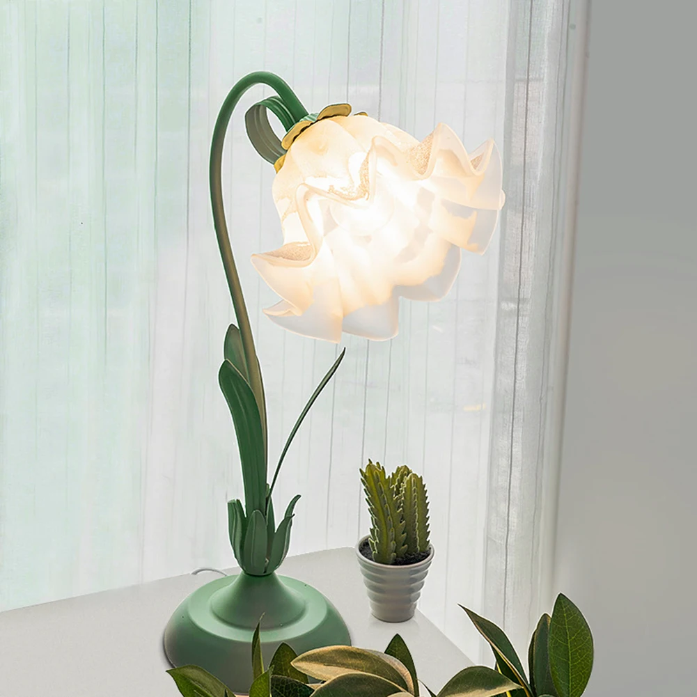 Retro Flower LED Desk Lamp Student Bedroom Room Reading Decor Lamp Eye Protection Atmosphere Sense Bedside Lamp Table Light E26 3
