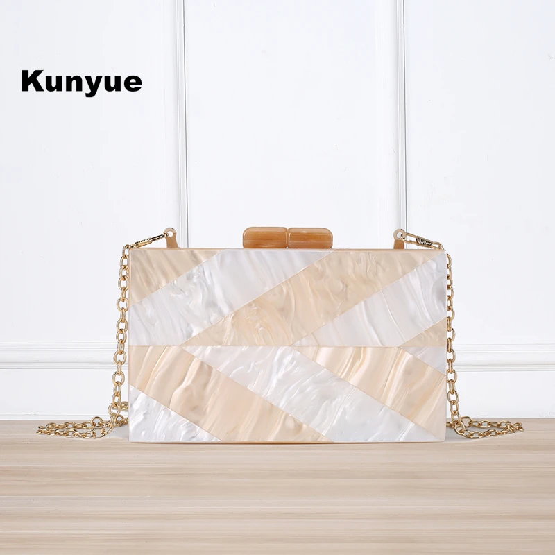 

22Trendy New Wallet Women Diagonal Striped Acrylic Clutch Purse Casual Geometric Patchwork Evening Bag Chic Banded Party Handbag