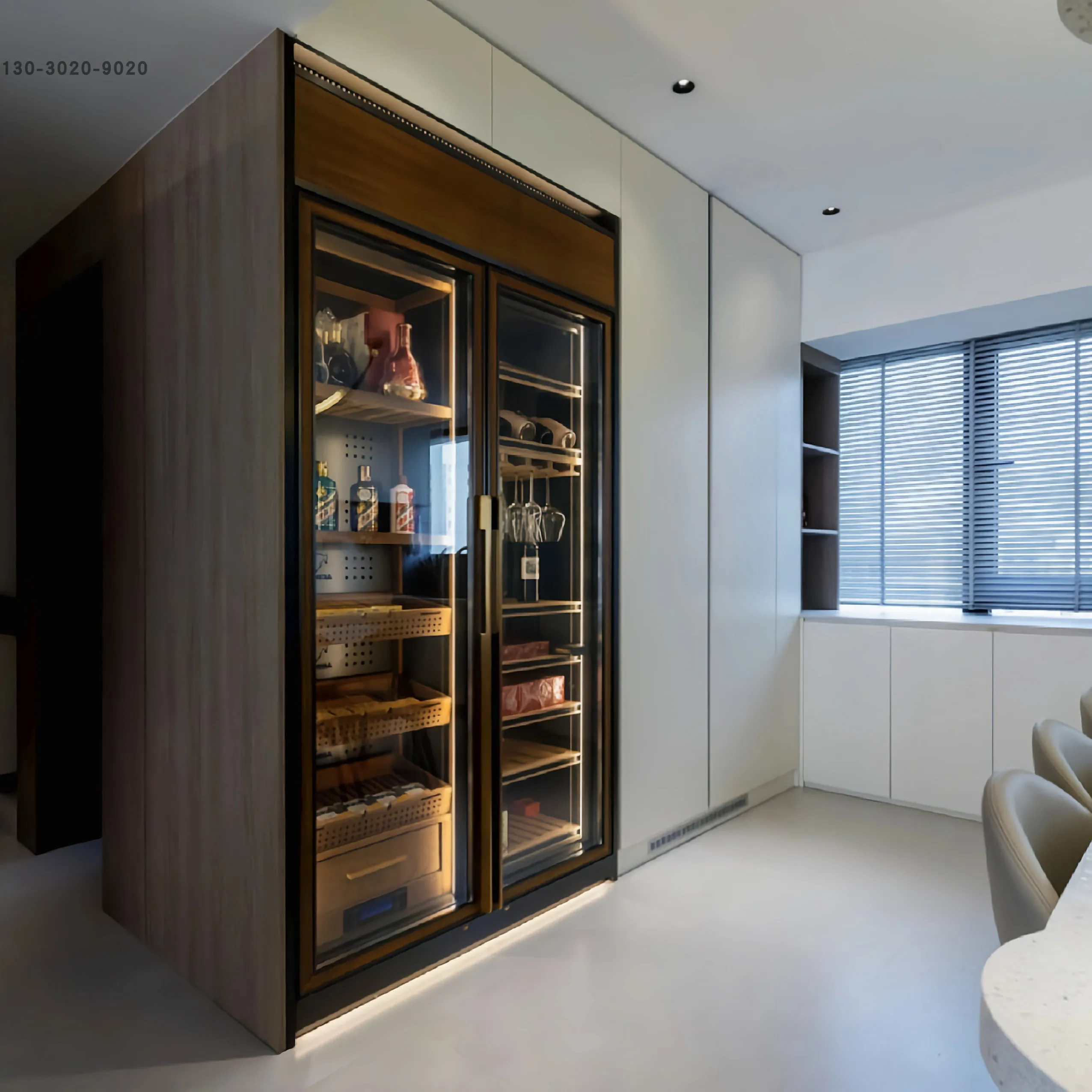 Stainless steel thermostatic wine cabinet, cigar cabinet, commercial Baijiu glass display villa, wine cellar