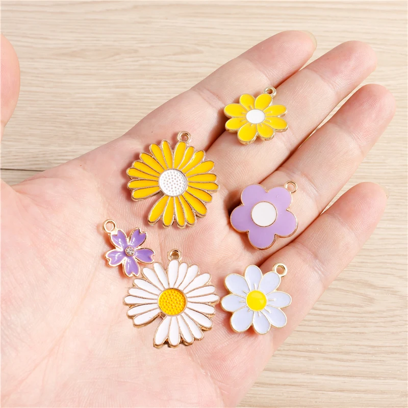 Tusember 10Pcs 무작위 믹스 귀여운 참 에나멜 다채로운 꽃 크림 펜던트 귀걸이 팔찌 목걸이 DIY 쥬얼리