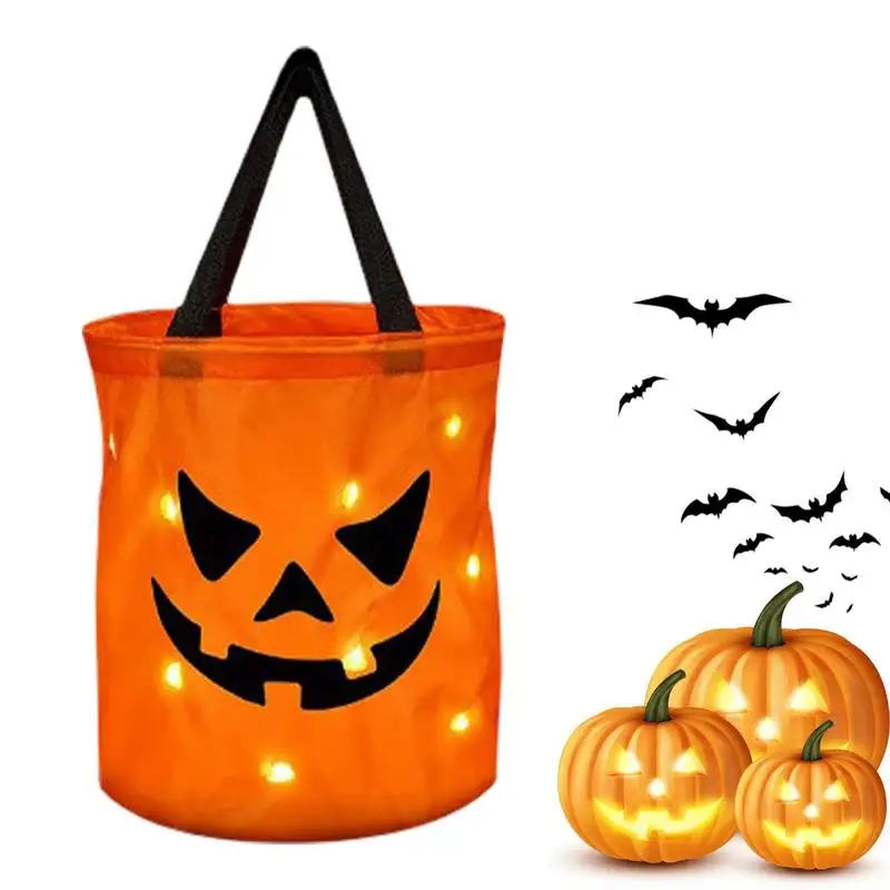 

Halloween Kid toy Pumpkin Trick Treat Bags with LED Light Reusable Polyester Candy Bucket Party Favor Supplies Gift Bags for Kid