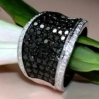 Vintage Luxury Wide Promise Rings for Women Paved Sparkling Black Synthetic Zircon Wedding Bands Rings Fashion Jewelry Gift