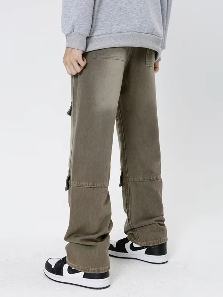 Рисунок 2 - Джинсовые брюки мужские с несколькими карманами