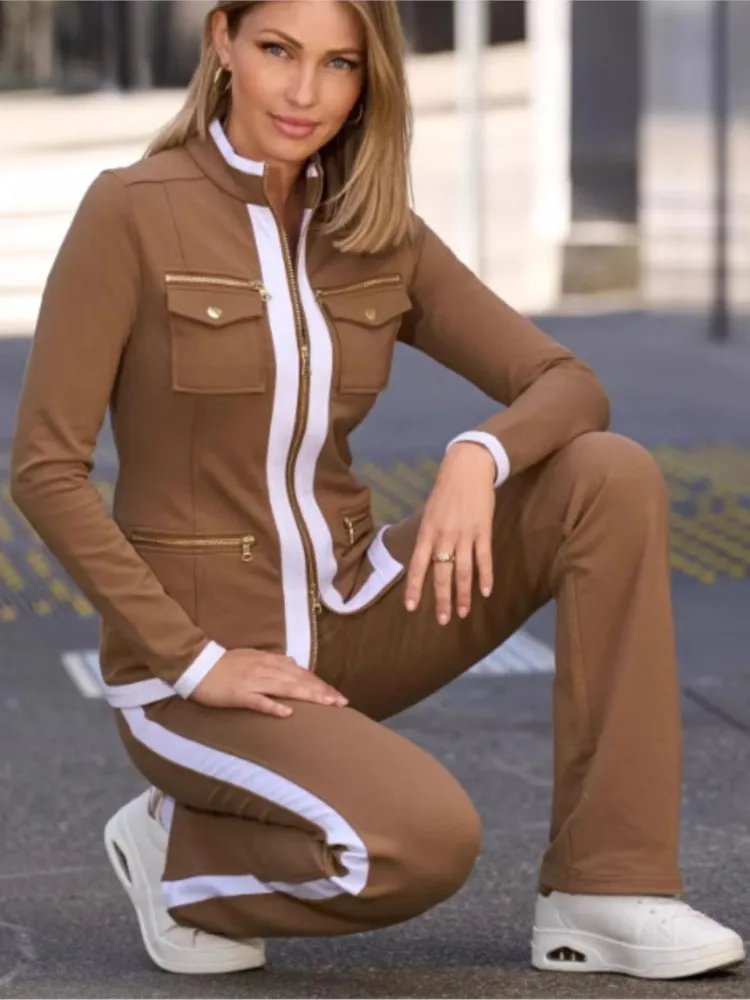 Autumn and winter new fashion in ordinary color two-piece elegant women's slim simple zipper top straight suit.