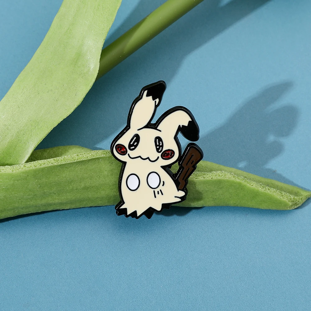 Фото Брошь в виде покемона Mimikyu Pikachu, милые эмалированные булавки в виде аниме, аксессуары для фотографий, подарки №2