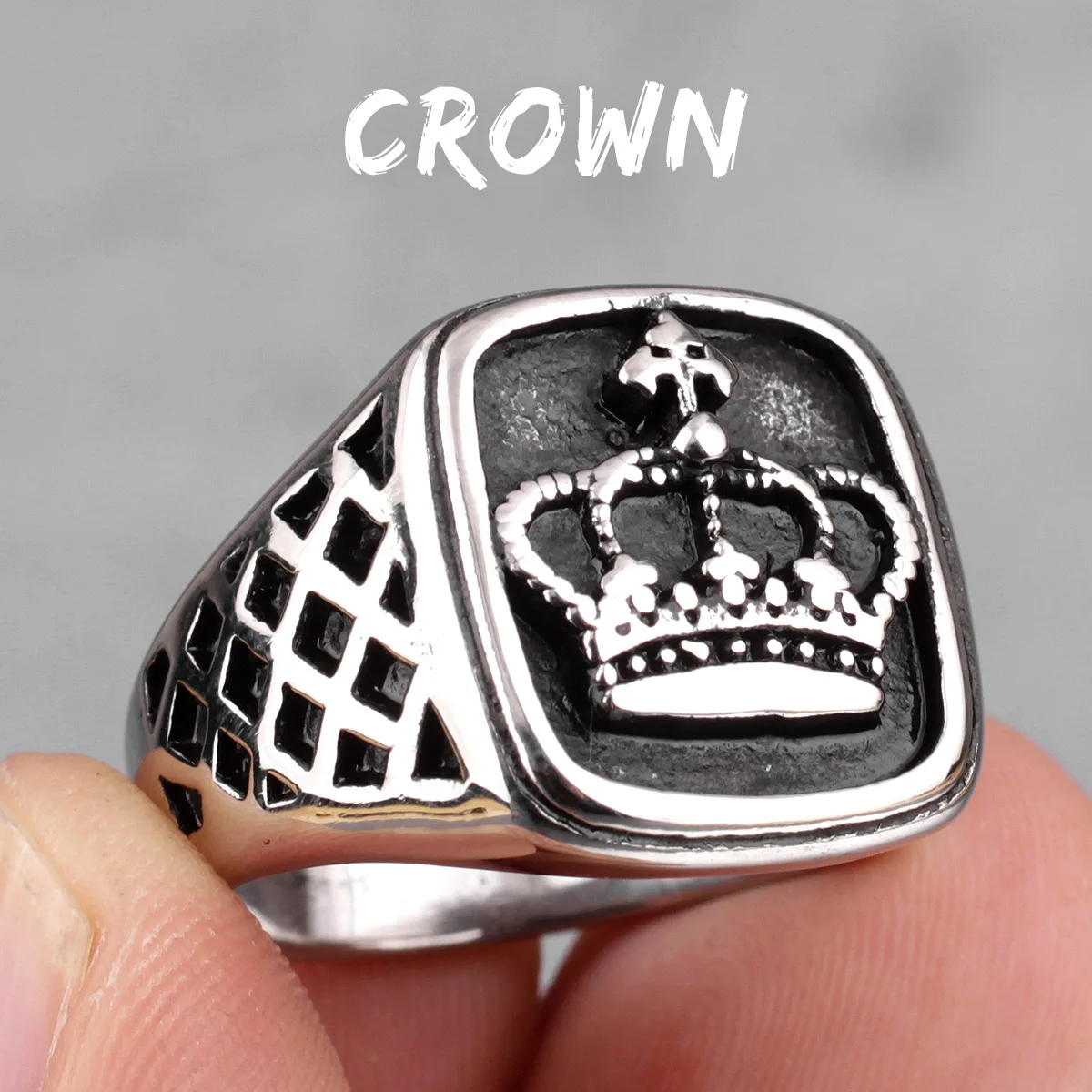 Trendy Punk Hip Hop Stainless Steel Men's Ring in Gold and Silver Tones