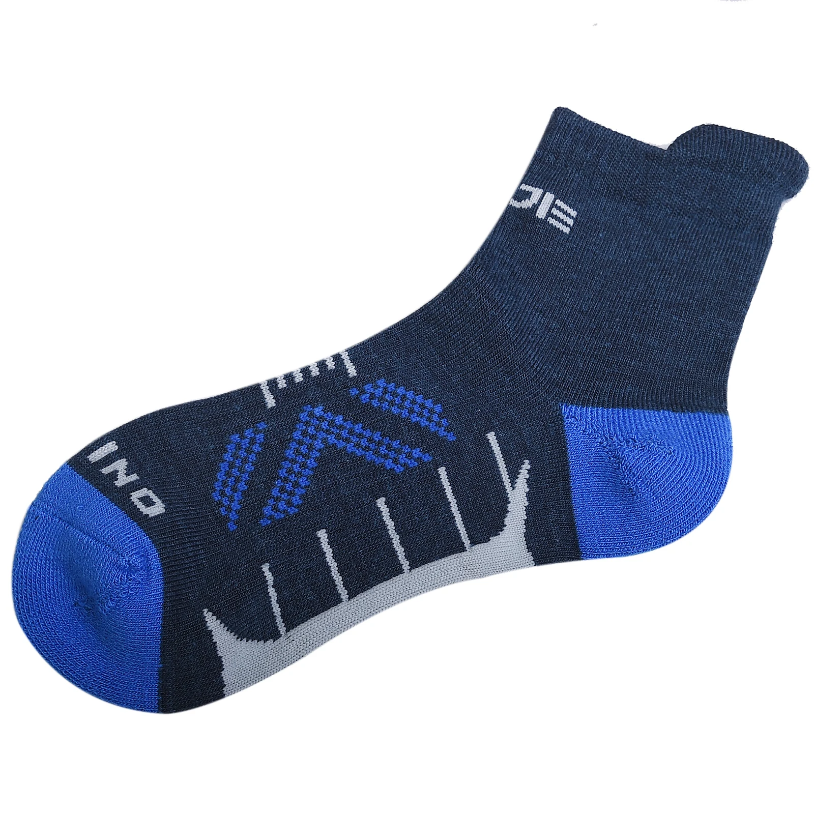 One Pair AONIJIE Sports Low Cut Wool Socks Knee-High Thickened Socks Winter Warm For Running Climbing Camping E4828 E4829