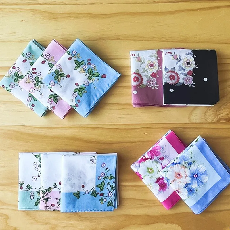 Description Picture 2 of item3Pcs 43x43cm Square Flower Printed Lady Women Handkerchiefs Vintage Cotton Towel Mother's Day Gift