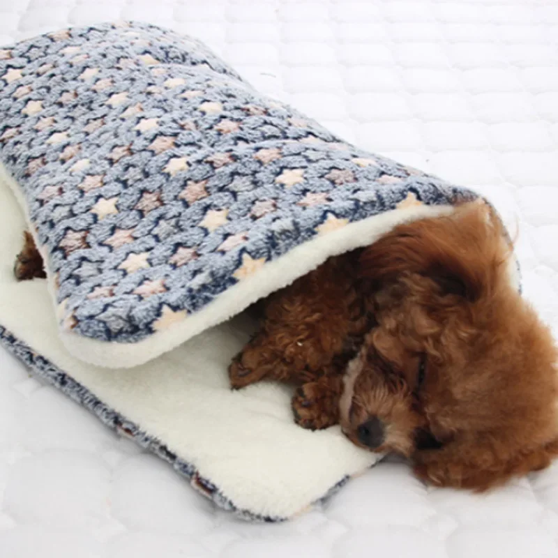 Pet Sleeping Mat Warm Dog Bed Soft Fleece Pet Blanket Cat Litter Puppy Sleep Mat Lovely Mattress Cushion for Small Large Dogs