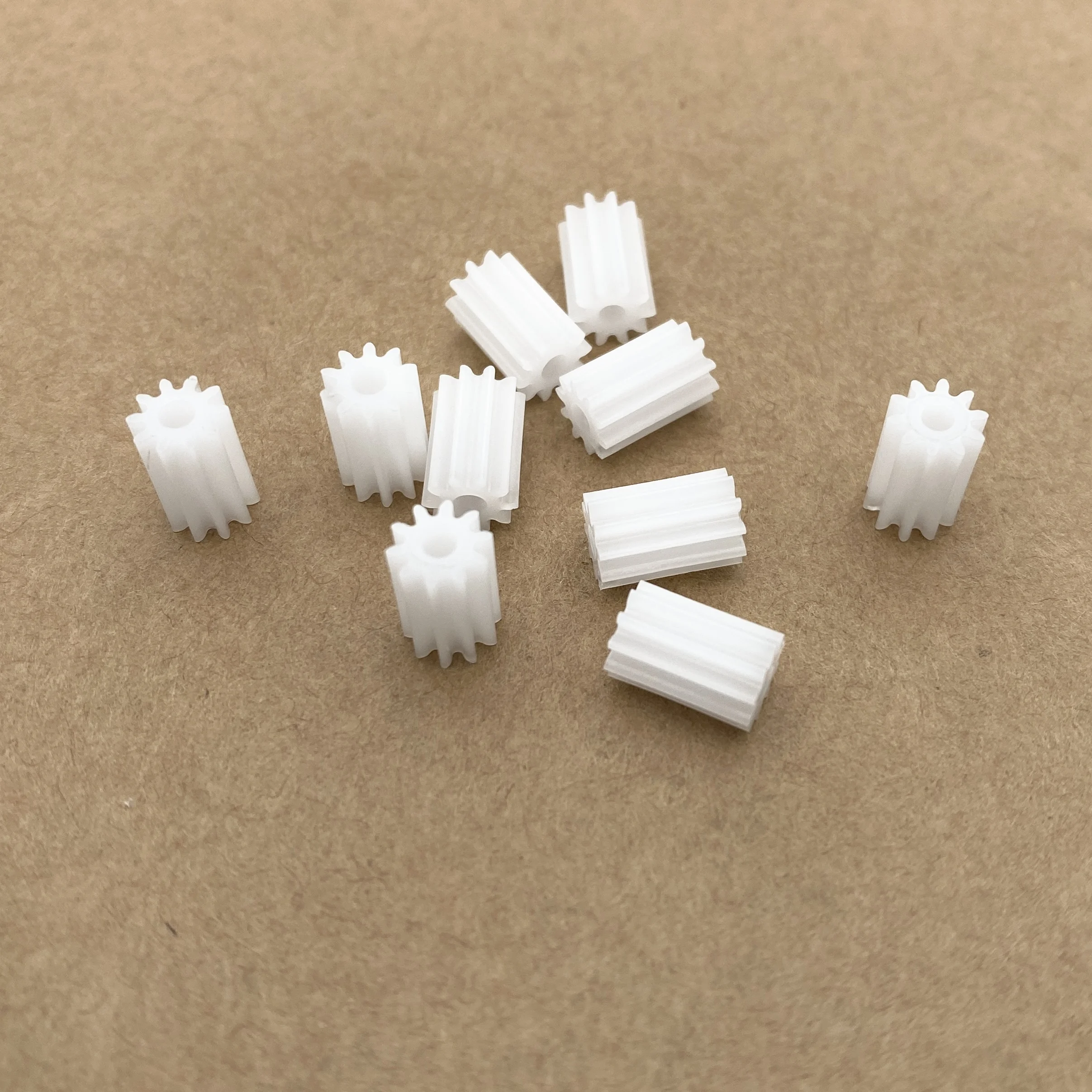 0.5M 10T 1.95MM 2MM Plastic Spindle Gear 9mm Thickness DIY Model Toy Accessories