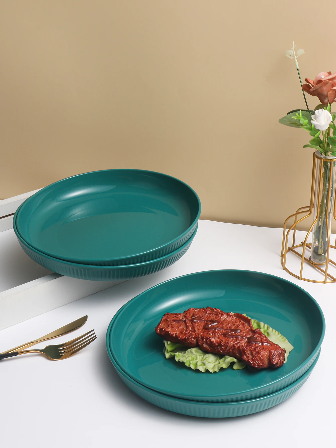 Description Picture 4 of item2/4/6pcs Dark green striped plastic plate reusable household food plate bone spitting plate Outdoor camping fruit snack plate