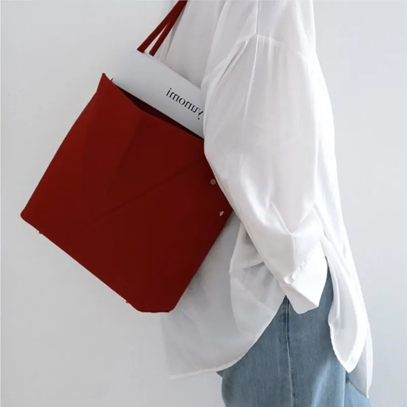 Red Foldable Handbag Women Irregular Large Capacity Minimalist Tote Bag Ladies Niche Design Creative Commuter Shoulder Bag 2025